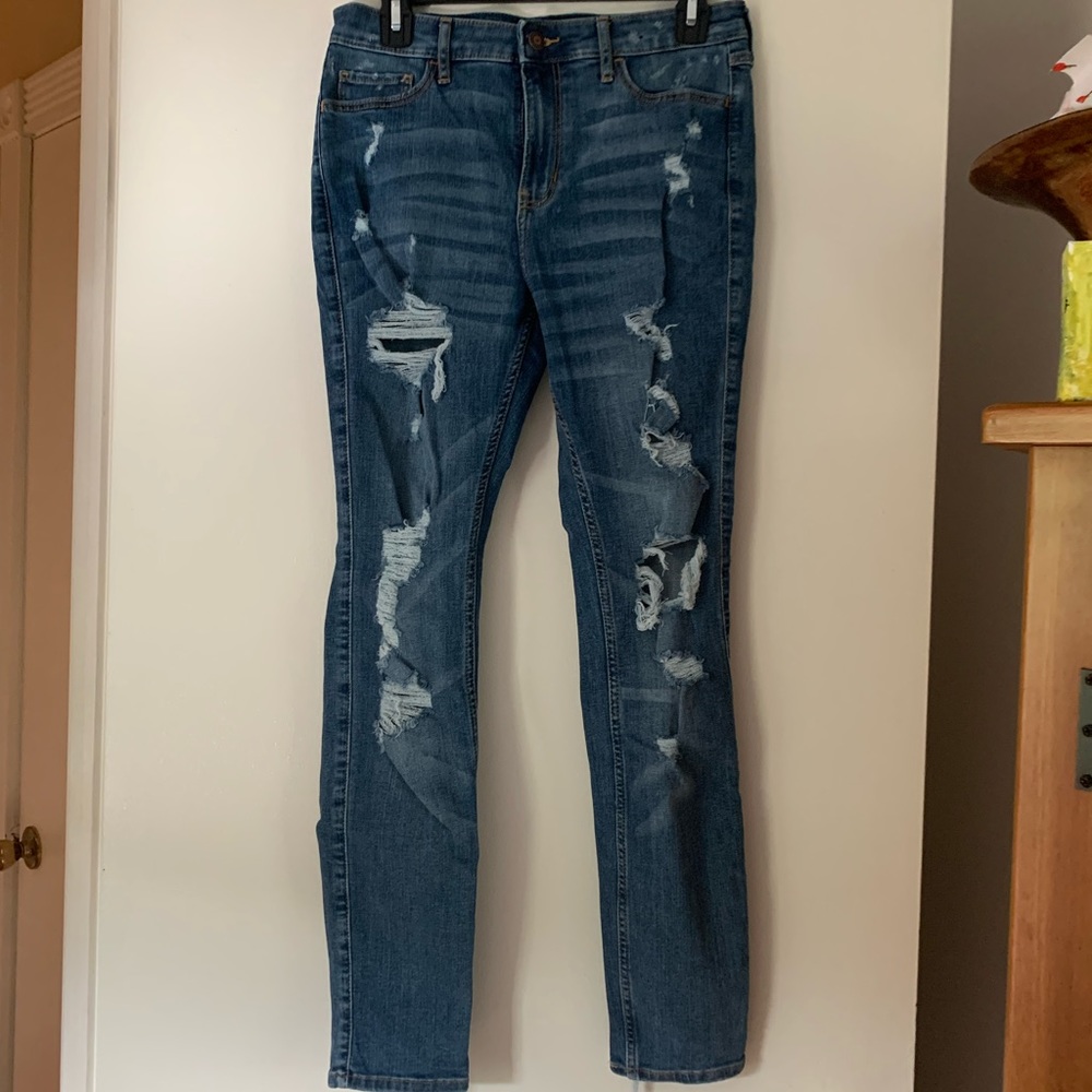 Hollister Jeans - Size 28